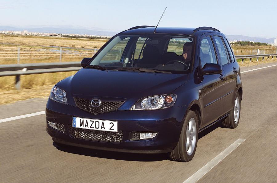  Mazda2 2002 года  (фото 25 из 113)